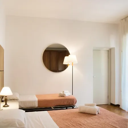 Unika House - Nest With Terrace アパート